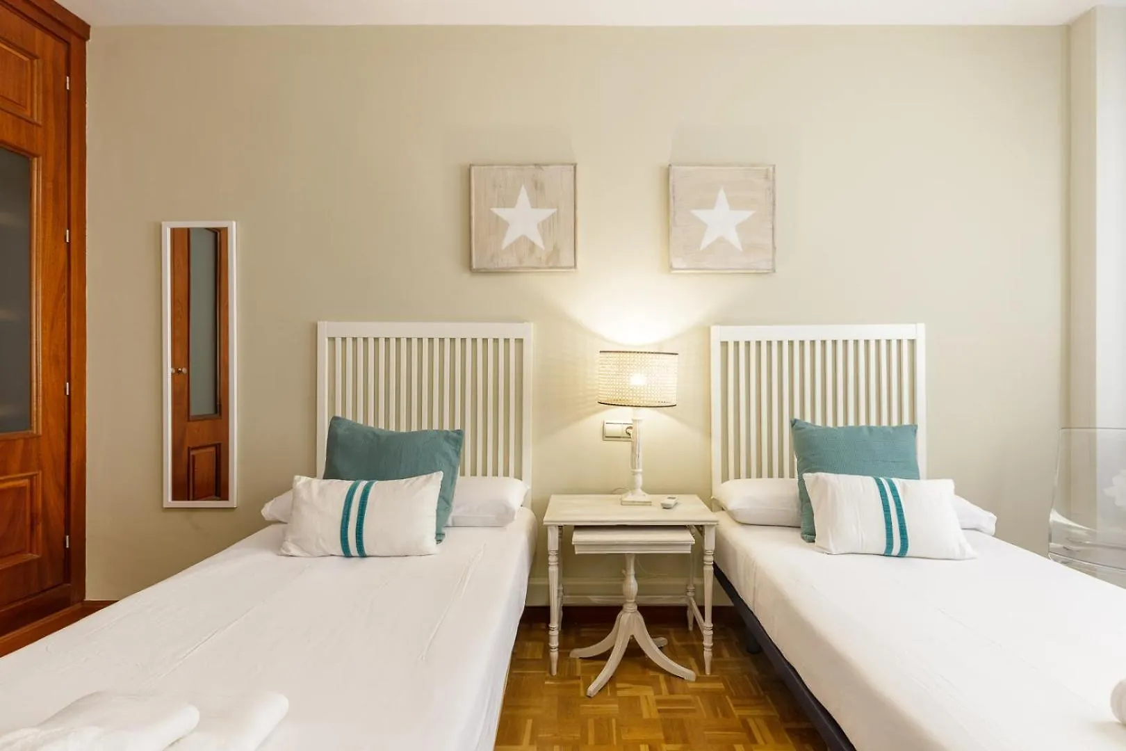Apartment Beach Malagueta By Caleta Homes Malaga